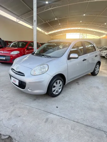 Nissan March S 1.0 16V Flex Fuel 5P 2013