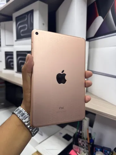 iPad Mini 5th 64gb GOLD (USADO) aceitamos seu produto usado na troca.