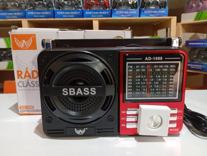 RÁDIO RETRÔ PORTATIL BATERIA E PILHA