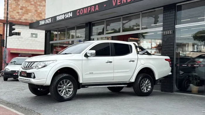 Mitsubishi L200 Triton Sport HPE-S 2.4 CD Dies. AUT 2019