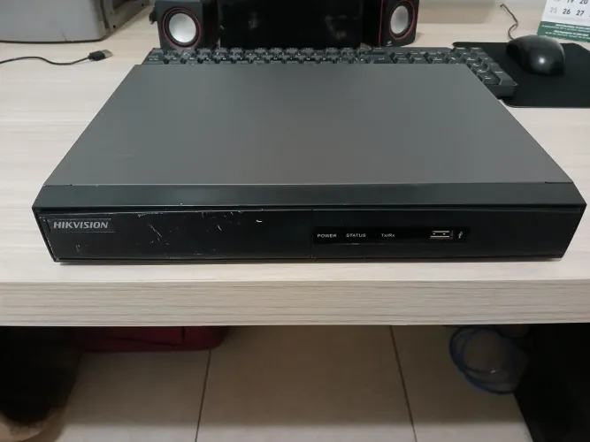 DVR HIKVISION 16 CANAIS
