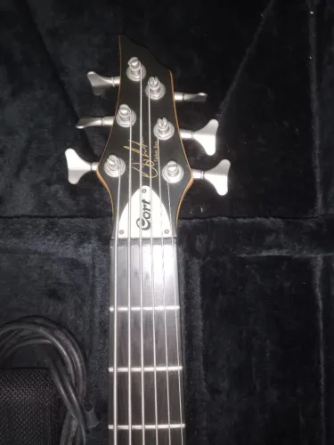 Vendo Baixo Cort  Cowboy Bass 6 cordas