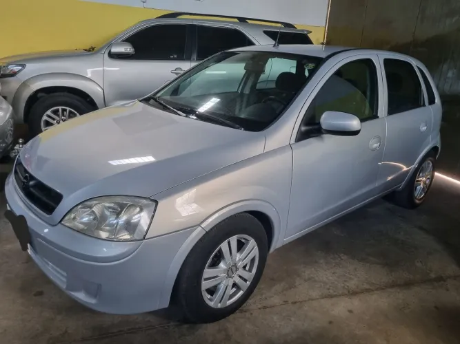 Chevrolet Corsa Hatchback 1.0 MPFI 8V 71cv 5P 2004