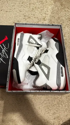 Air jordan 4 white cemment