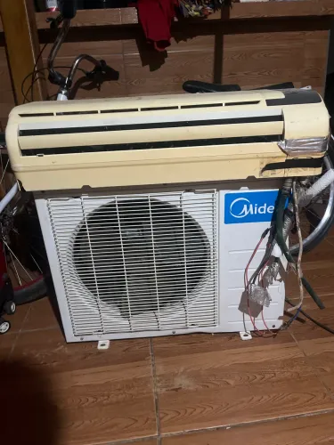 Vende-se ar-condicionado midea 12.000 Btus