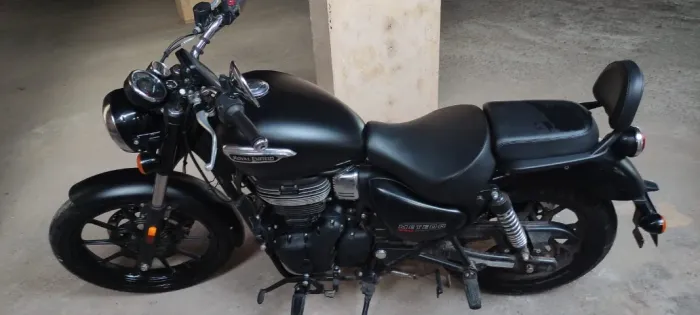 Meteor Stellar 350cc com apenas 4 mil km! Estado de zero, impecável, pronta para rodar !!!