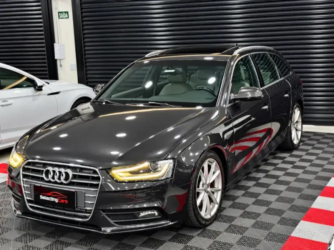 Audi A4 2.0 Avant Ambie. 2.0 16V TFSI S Tron. 2013