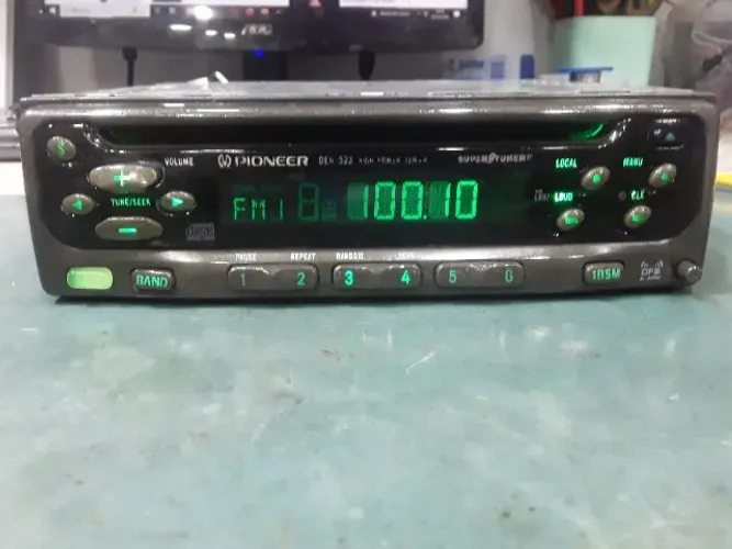 Pioneer DEH-523 Com Bluetooth e Led