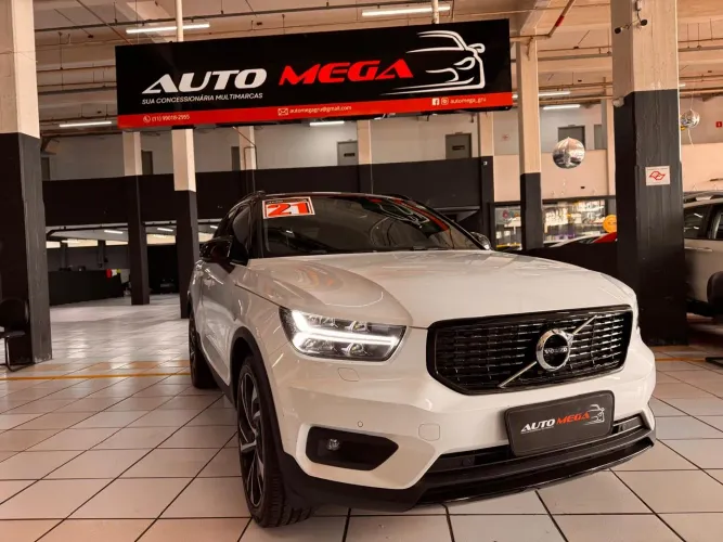 Volvo XC40 XC 40 T-5 Híbrido R-design 1.5 262cv FWD 2021