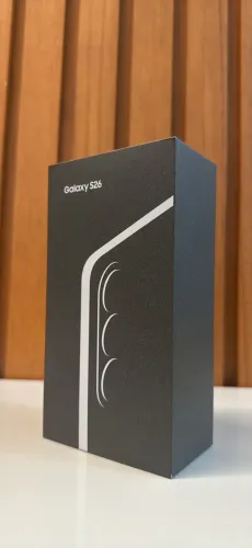 Samsung Galaxy S26 5G, 512GB, 12GB RAM, Câmera Tripla de 50+12+10, Tela Grande de 6.3"