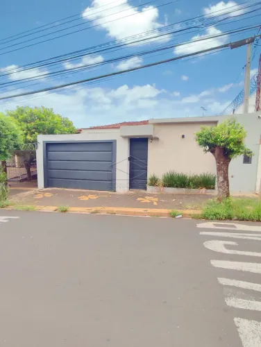 EXCELENTE RESIDÊNCIA COM 03 DORMITÓRIOS NA VILA SOUTO