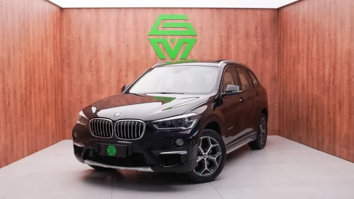 BMW X1 Sdrive 20I X-line 2.0 TB Active Flex 2017
