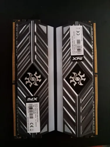 Memórias XPG Spectrix D41 RGB 16gb(2x8)