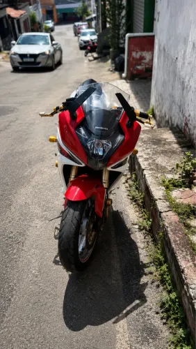 CBR 600 F - 2012