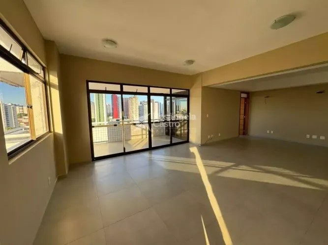 Apartamento para locação e venda no Jóquei, Teresina Edifício São Conrado