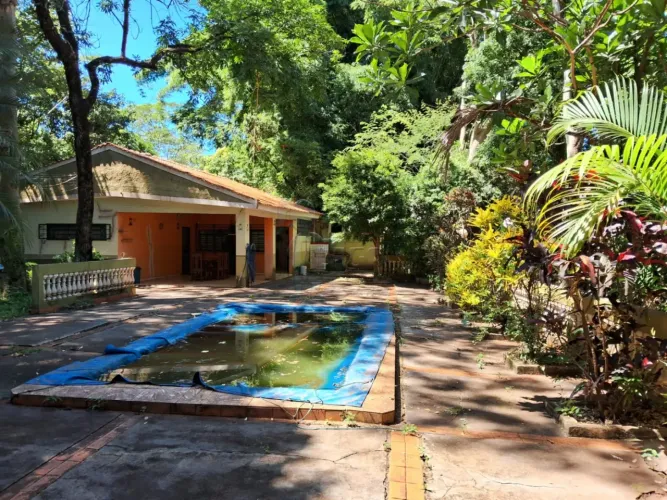 Rancho/Sitio com 2.700m² a venda em Serrana.
