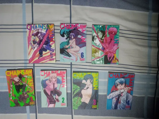 Chainsaw Man volumes 1-7