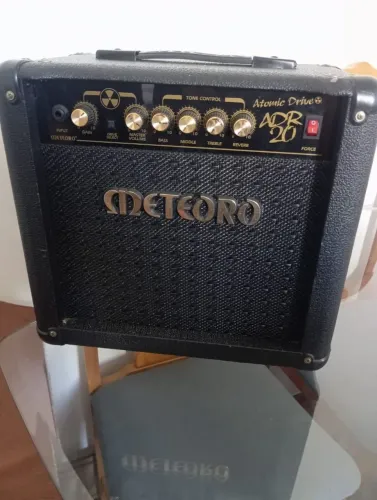 Amplificador Meteoro Atomic Drive 20