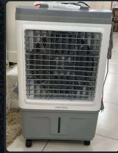 Vendo climatizador 35litros. Semi novo VENTISOL 900 aceito cartão no credito