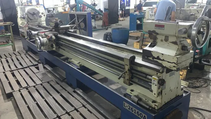 Torno mecânico Clever L26160A 