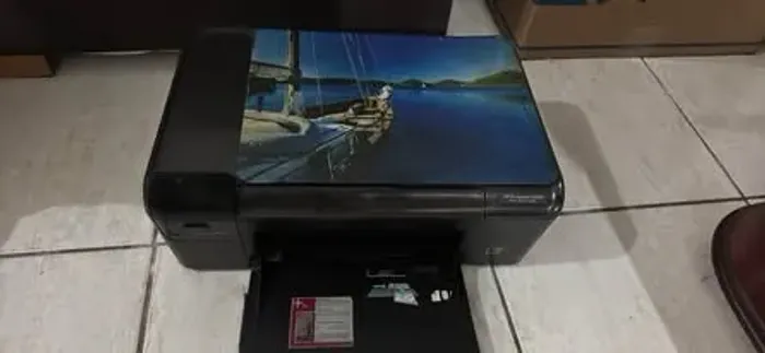 Impressora colorida HP C4780