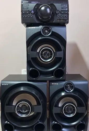 VENDO SOM SONY MHC M80D