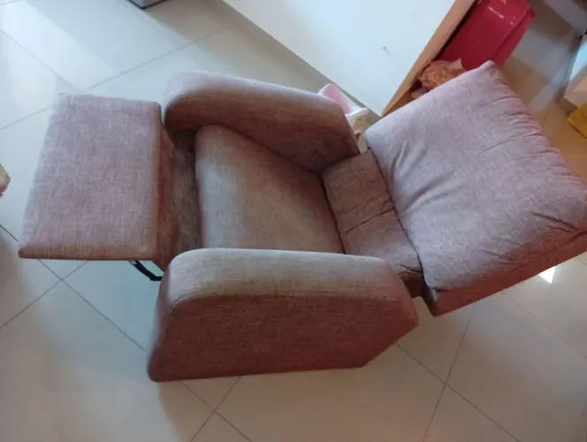 Poltrona do papai, reclinável, essa tá de Graça!