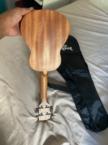 Vende-Se cavaquinho Novo Nunca Usado