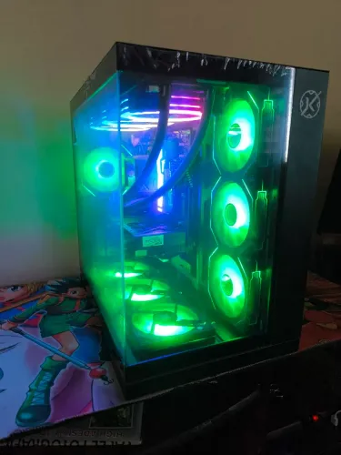 PC Gamer High End NOVO Ryzen 7 9800X3D e RTX 5060 Ti 16GB