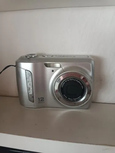 Câmera fotográfica cada uma custa 150 reais funcionando