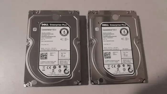 2 Unidades Hd dell 4tb Sas 7.2k 3.5 St4000nm0023 para uso em Servidores Dell e storage