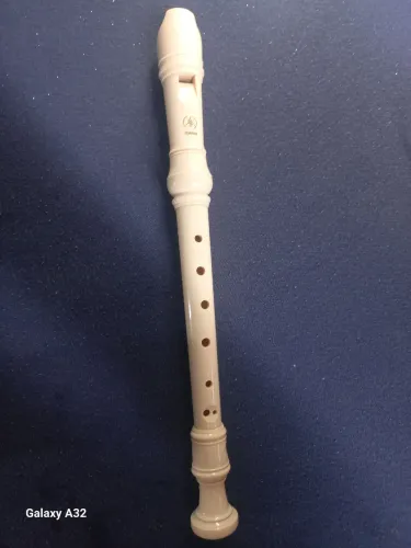 Flauta doce profissional germânica Yamaha em ótimo estado