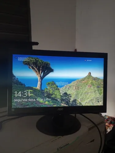 Monitor AOC 20 Polegadas