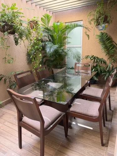 Mesa + cadeiras