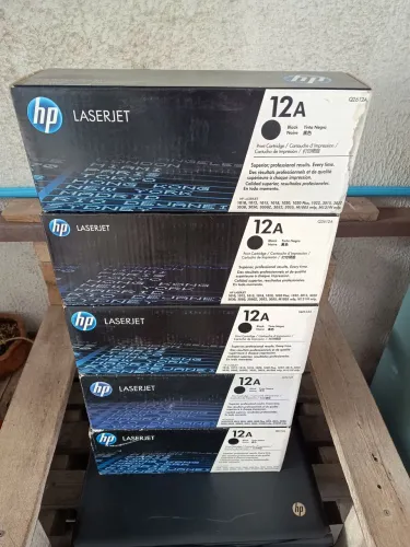 Vendo 8 Toners HP Q2612AD 12A. Valor unitário. LEIA.
