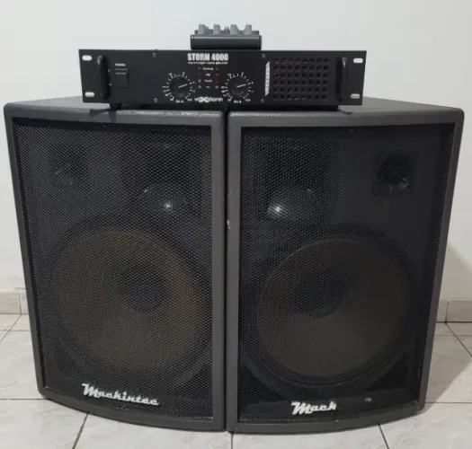 Amplificador de Potência Voxstorm Storm 4000, Caixas Mackintec e Behringer Xenyx 502