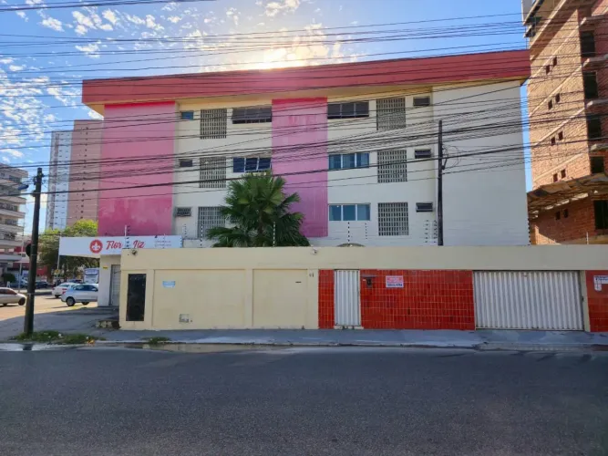 [ALUGO] Apartamento na Parquelândia