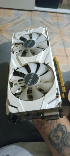 VENDO MEMORIA RAM E PLACA DE VÍDEO 1660