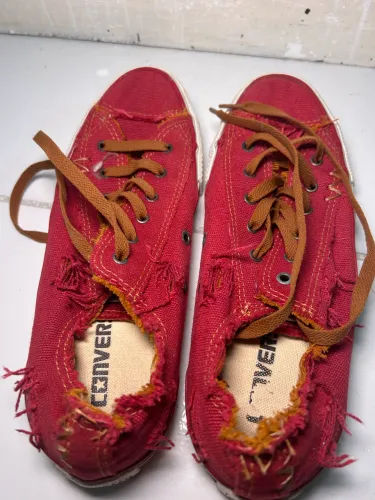 Tênis all star original pouco usado