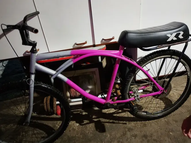 Bicicleta aro 26 semi nova