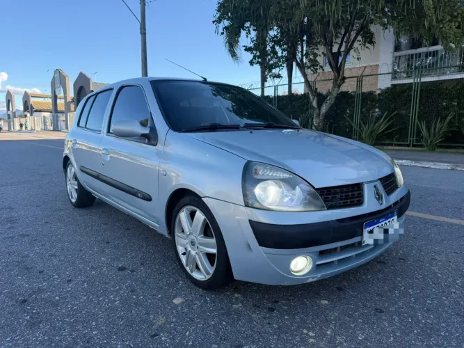Renault Clio Expression 1.0/1.0 Hi-power 16V 3P 2004