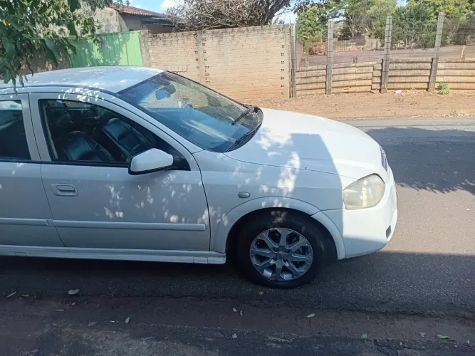 Chevrolet Astra Sed.comf. 2.0 MPFI Flexpower 8V 4P 2005