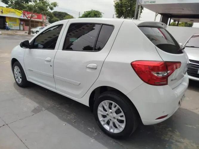 Renault Sandero Zen Flex 1.0 12V 5P Mec. 2021