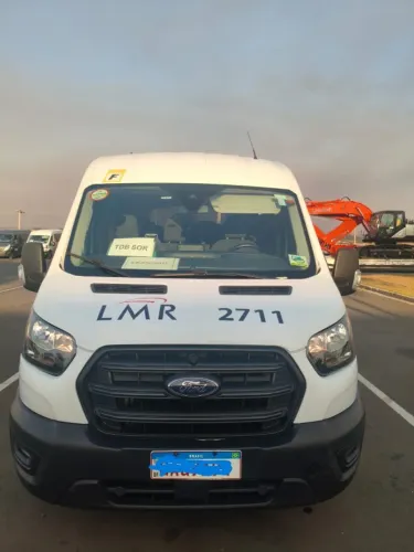 Ford Transit Minibus 15 Lug. 2.0 16V Diesel 2023 (temos 3)