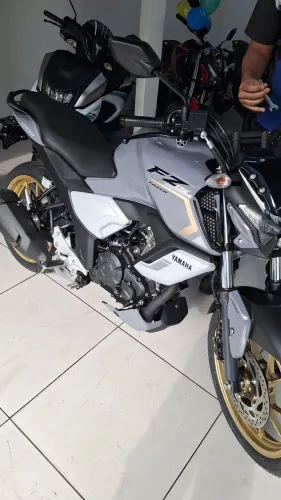 FZ15 já financiada