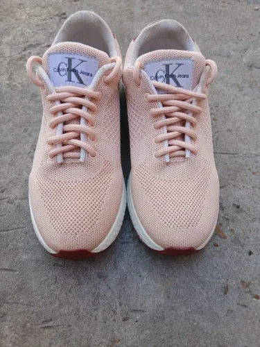Tênis feminino