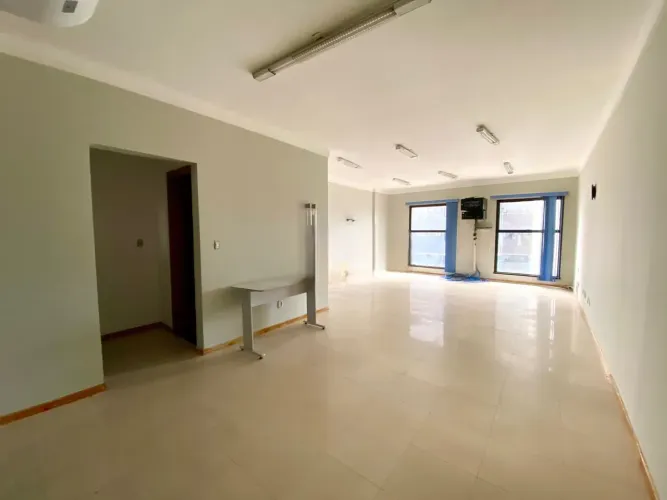 OPORTUNIDADE de Investimento para VENDA/ALUGUEL: Sala no Metropolitan Tower de 48m², Andar