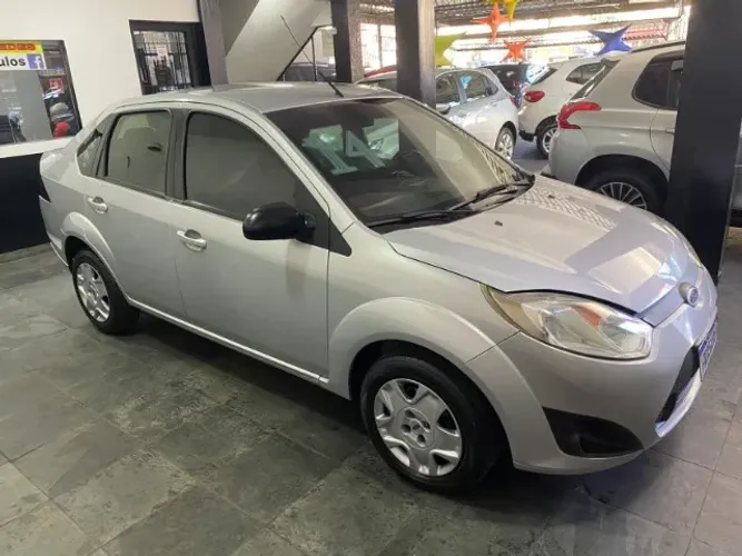 Ford Fiesta Sedan 1.6 16V Flex Mec. 2014