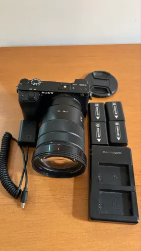 Sony A6300 + lente 18-105mm G f/4