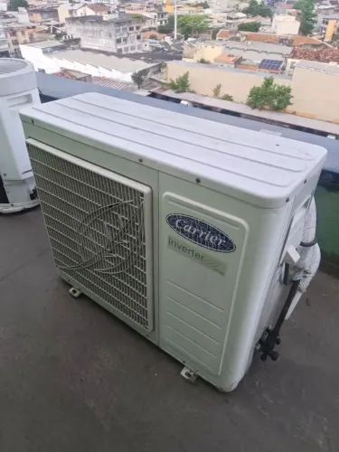? AR-CONDICIONADO CARRIER INVERTER - 18.000 B